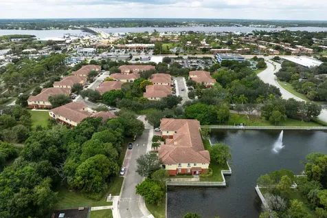 40 Se Sedona Circle Stuart FL 34994