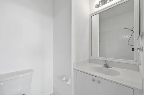 687 Nw 42nd Avenue Plantation FL 33317