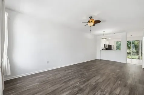 687 Nw 42nd Avenue Plantation FL 33317