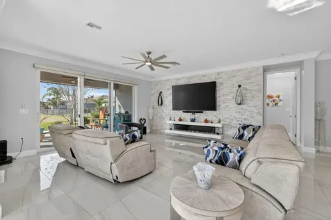 11790 Sw Sailfish Isles Way Port Saint Lucie FL 34987