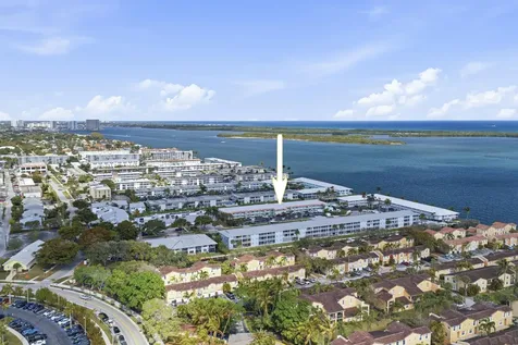 117 Lehane Terrace North Palm Beach FL 33408