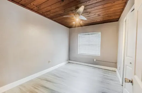 112 W 34th Street Riviera Beach FL 33404