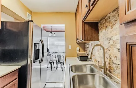 112 W 34th Street Riviera Beach FL 33404