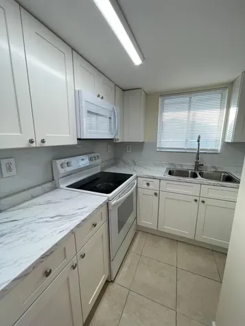 1501 Crescent Circle Lake Park FL 33403