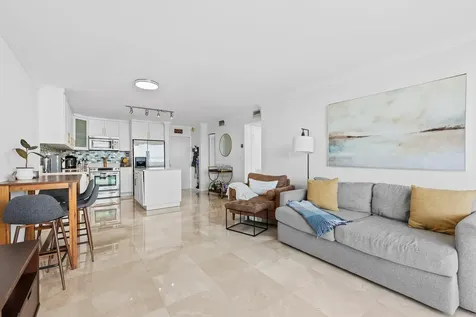 600 NE 36th Street Miami FL 33137