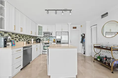 600 NE 36th Street Miami FL 33137