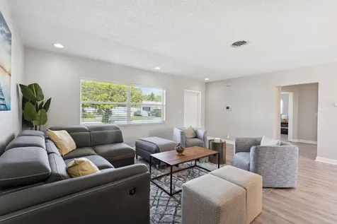 428 Se 2nd Street Deerfield Beach FL 33441