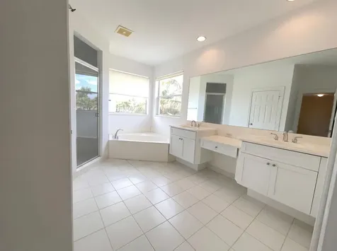 12431 Sw 1st Street Plantation FL 33325