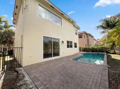 12431 Sw 1st Street Plantation FL 33325