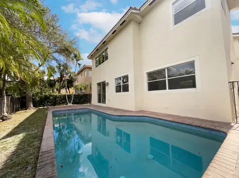 12431 Sw 1st Street Plantation FL 33325