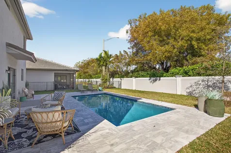 2980 Shortleaf Avenue Lauderdale Lakes FL 33311