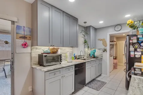 1686 Se Biddle Lane Port Saint Lucie FL 34983