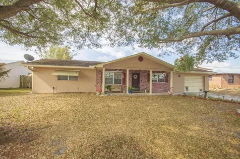 1686 Se Biddle Lane Port Saint Lucie FL 34983