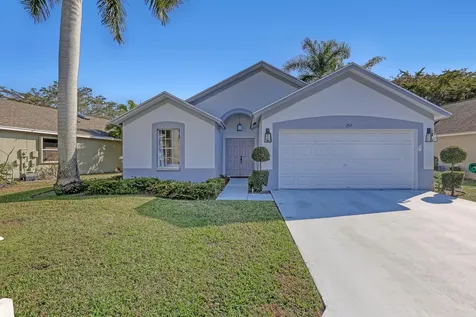 357 Hammocks Trail Greenacres FL 33413