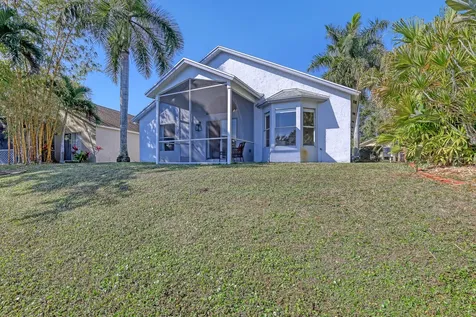 357 Hammocks Trail Greenacres FL 33413