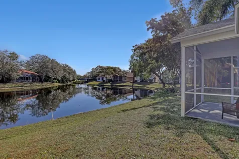 357 Hammocks Trail Greenacres FL 33413