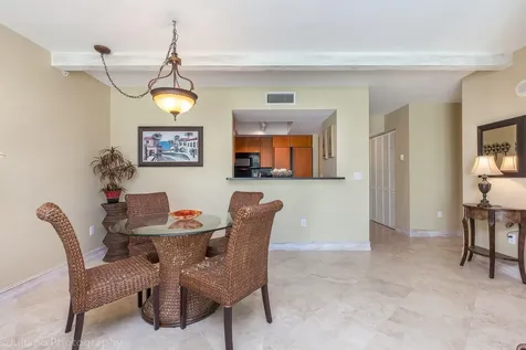 99 SE Mizner Boulevard Boca Raton FL 33432