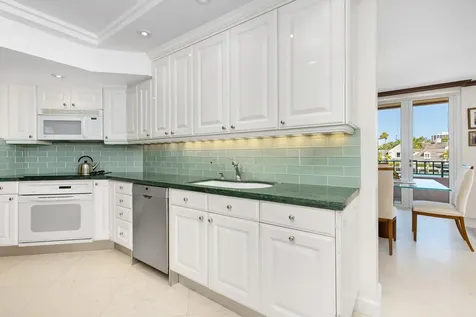 140 Se 5th Avenue Boca Raton FL 33432