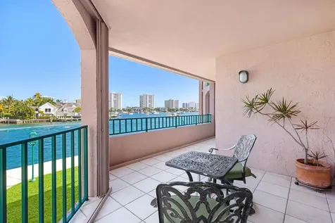 140 Se 5th Avenue Boca Raton FL 33432