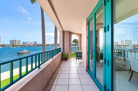 140 Se 5th Avenue Boca Raton FL 33432