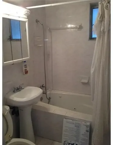 1351 Ne 159th Street North Miami Beach FL 33162