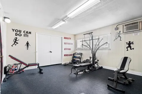 5201 Ne 24th Terrace Fort Lauderdale FL 33308