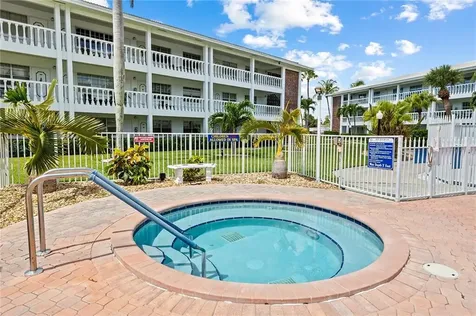 5201 Ne 24th Terrace Fort Lauderdale FL 33308