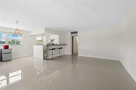 5201 Ne 24th Terrace Fort Lauderdale FL 33308