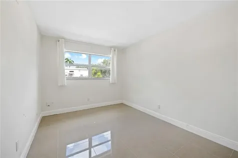 5201 Ne 24th Terrace Fort Lauderdale FL 33308