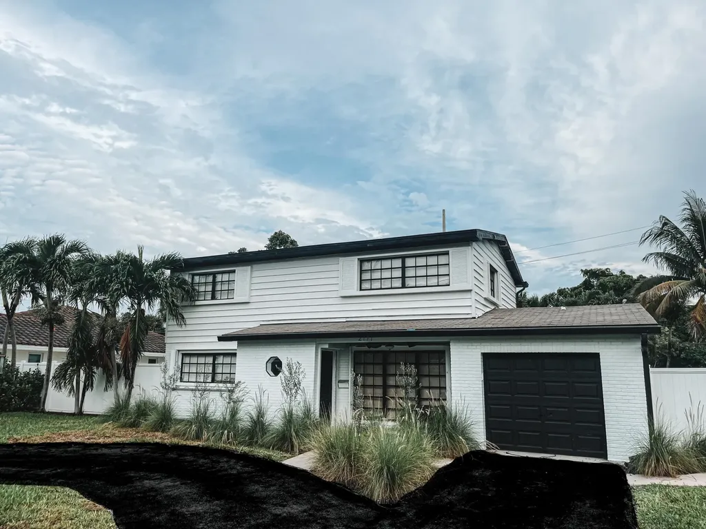 2171 Ne 44th Court Lighthouse Point FL 33064