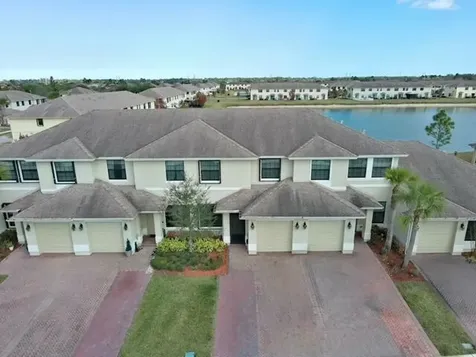 10106 W Villa Circle Vero Beach FL 32966