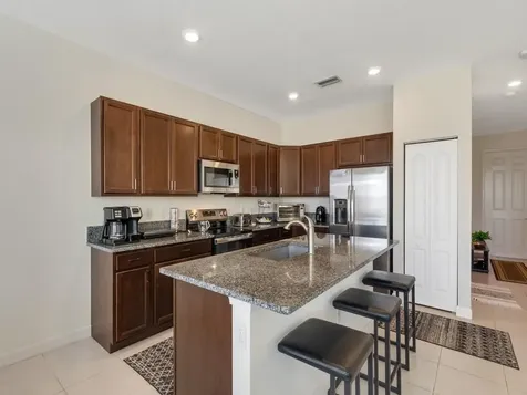 10106 W Villa Circle Vero Beach FL 32966
