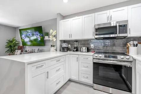 191 Seville H Delray Beach FL 33446