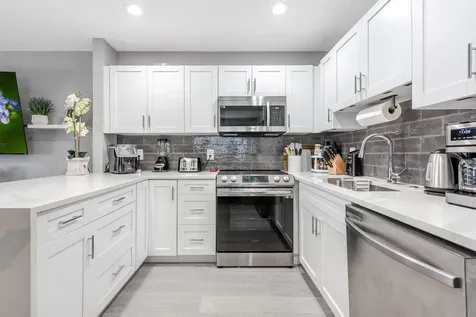 191 Seville H Delray Beach FL 33446