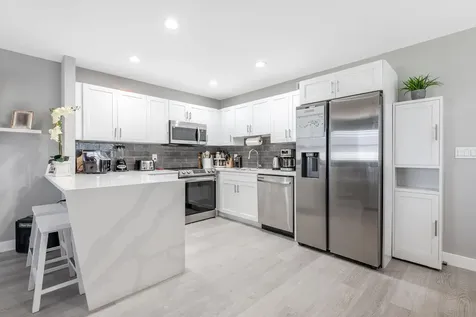 191 Seville H Delray Beach FL 33446