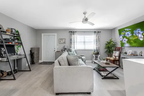 191 Seville H Delray Beach FL 33446
