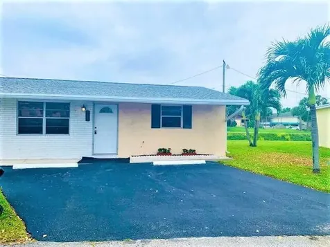 2821 Duke Lane Delray Beach FL 33445