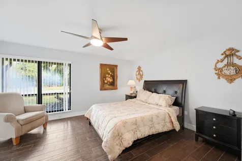 5550 Coach House Circle Boca Raton FL 33486