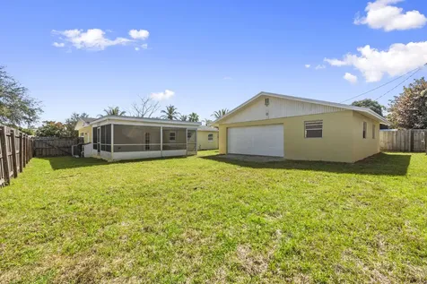 924 Se Dolphin Drive Stuart FL 34996