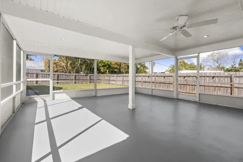 924 Se Dolphin Drive Stuart FL 34996