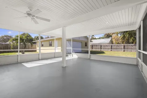 924 Se Dolphin Drive Stuart FL 34996