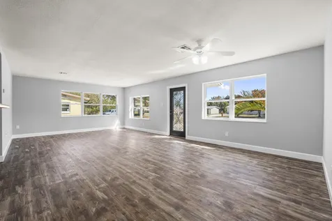 924 Se Dolphin Drive Stuart FL 34996