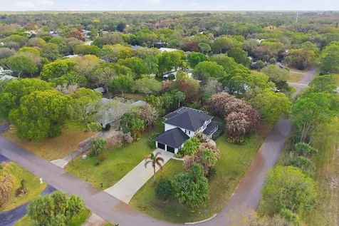 580 42nd Court Vero Beach FL 32968