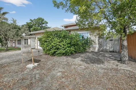 261 Ne 41st Street Oakland Park FL 33334