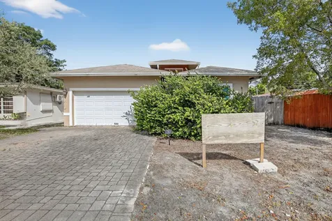 261 Ne 41st Street Oakland Park FL 33334