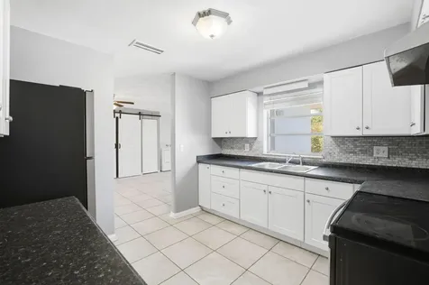 306 Riomar Drive Port Saint Lucie FL 34952