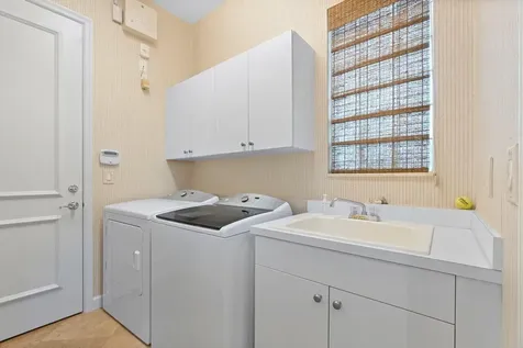 237 Porto Vecchio Way Palm Beach Gardens FL 33418