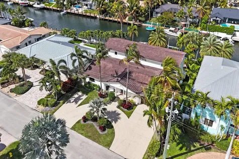 4011 Ne 26th Avenue Lighthouse Point FL 33064