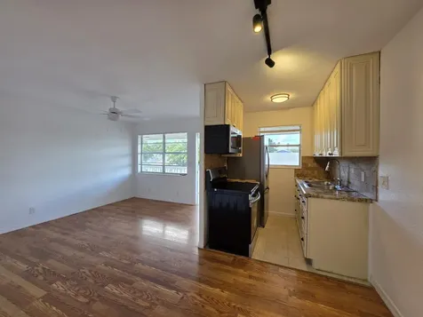 201 S J Street Lake Worth Beach FL 33460