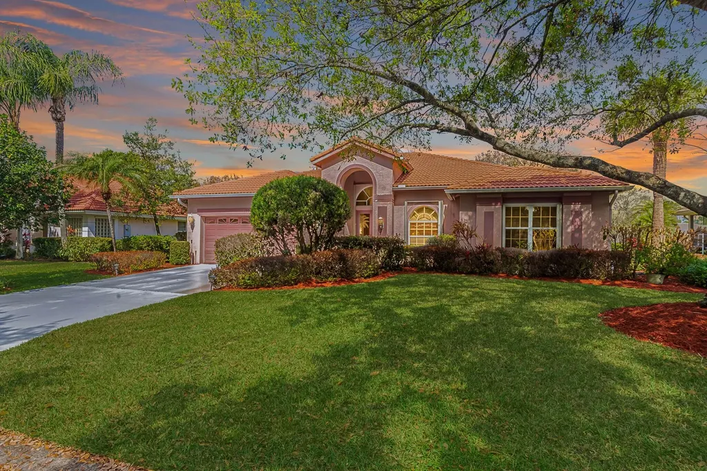 1534 Sw Mockingbird Circle Port Saint Lucie FL 34986